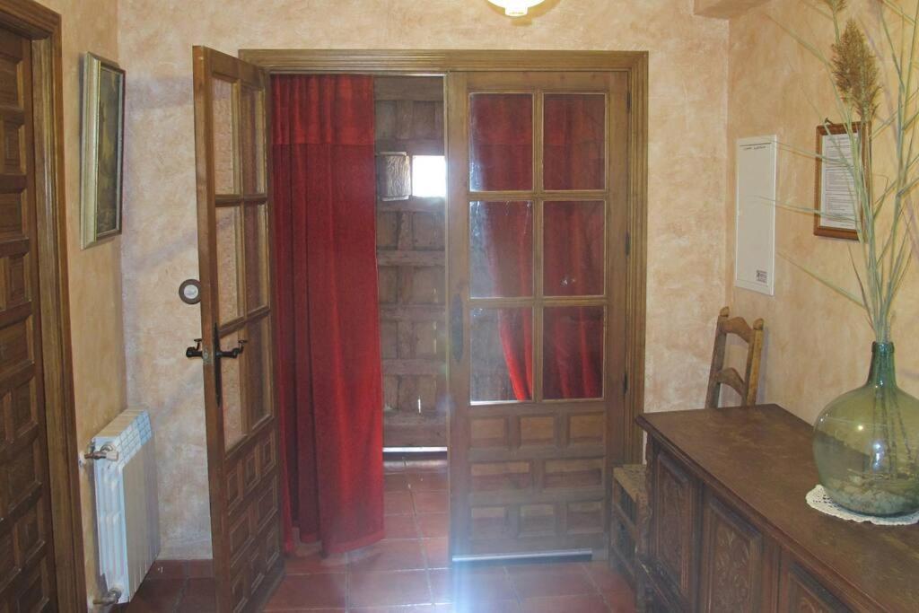 Gran Casa, Lagunas De Ruidera, Bbq, Porche, Chimenea Kültér fotó